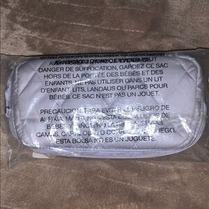 NEW Vera Bradley Woman's Lavendar Pearl Ultralight Essential Mini Belt Bag